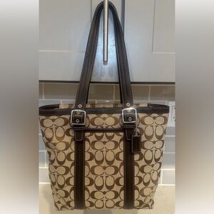 COACH Monogram Canvas Leather F12645 Genuine Purse -Vintage With COA